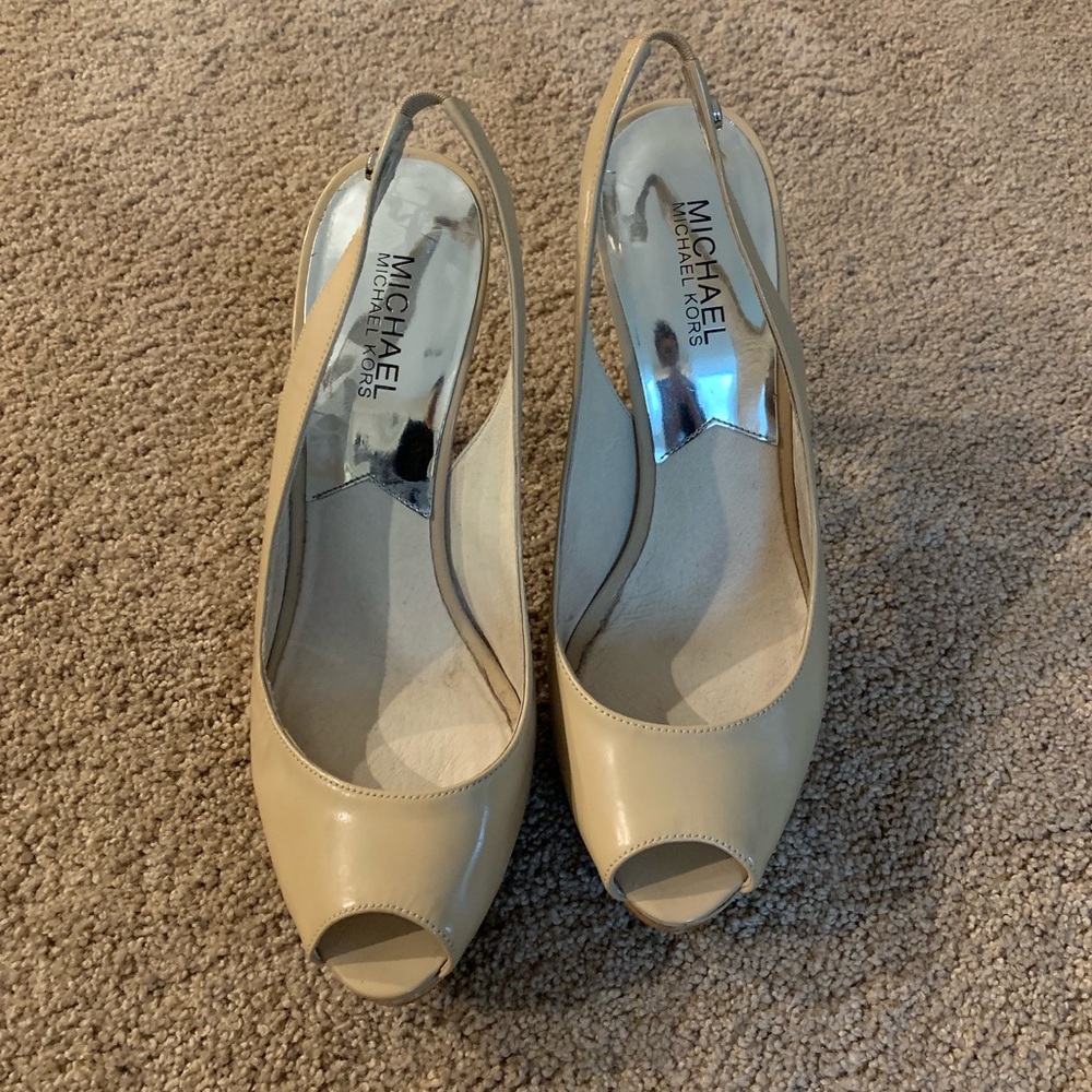 Michael Kors Nude Patent Leather Slingback Size 8